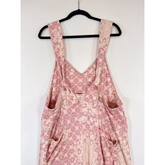 NWT Free People Movement Womens High Tide Jumpsuit Pink Ankle Zip Medium